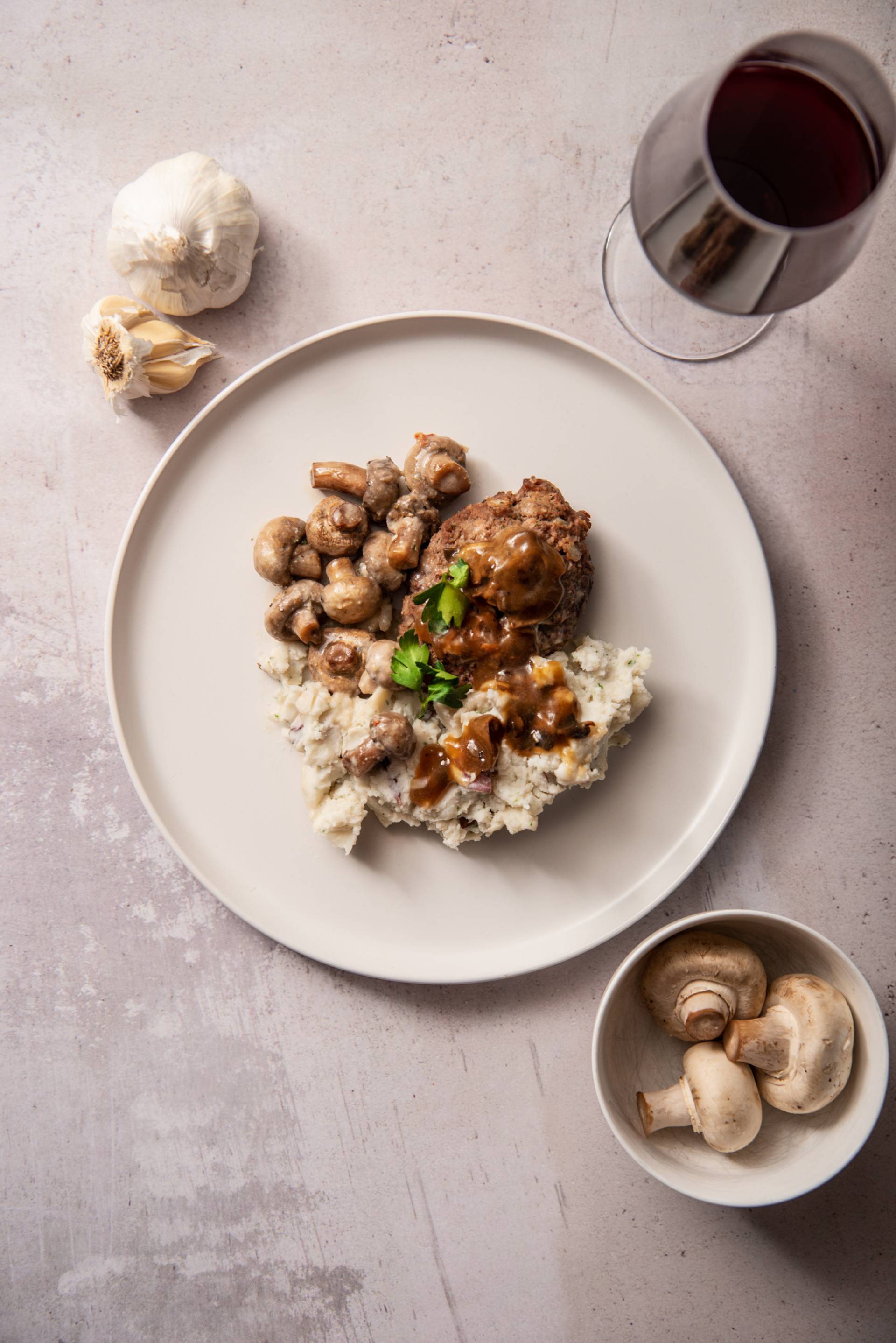 Chopped Beyond Steak with Mushroom Gravy (MEAT FREE)